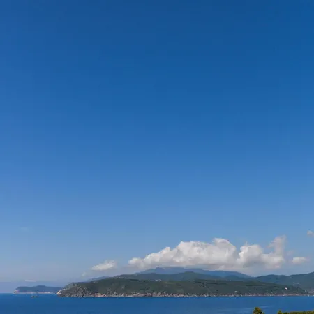 別荘 Bacio Del Sole カポリーヴェリ