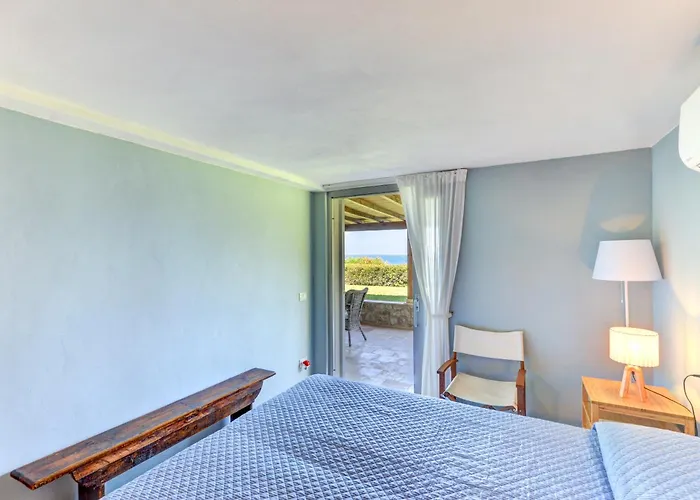 別荘 Bacio Del Sole カポリーヴェリ